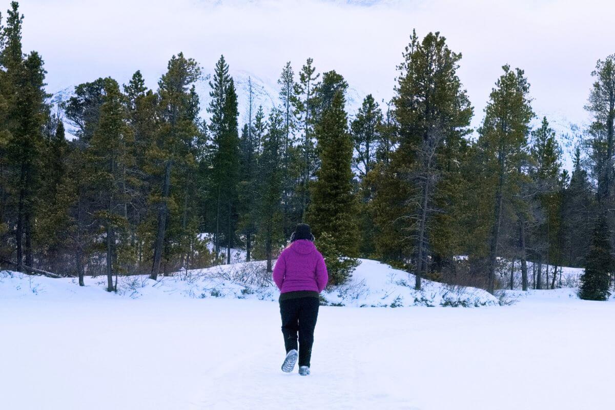 Wearing layers of winter clothing in the mountains